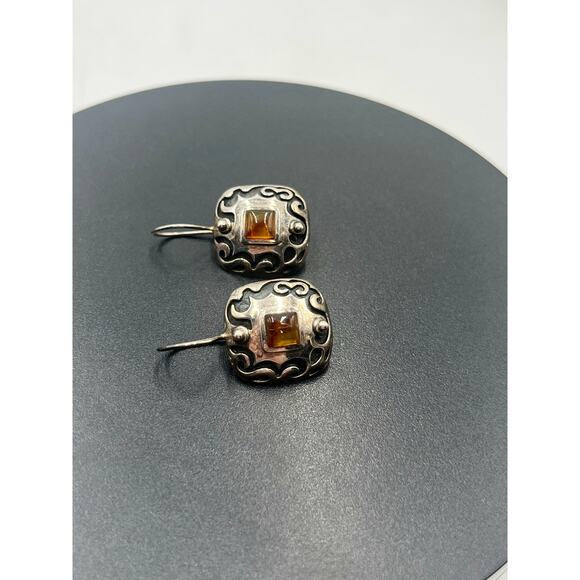 Silpada Sterling 925 Silver Square Bezel Scroll Amber
Earrings W0911 - Picture 12 of 12